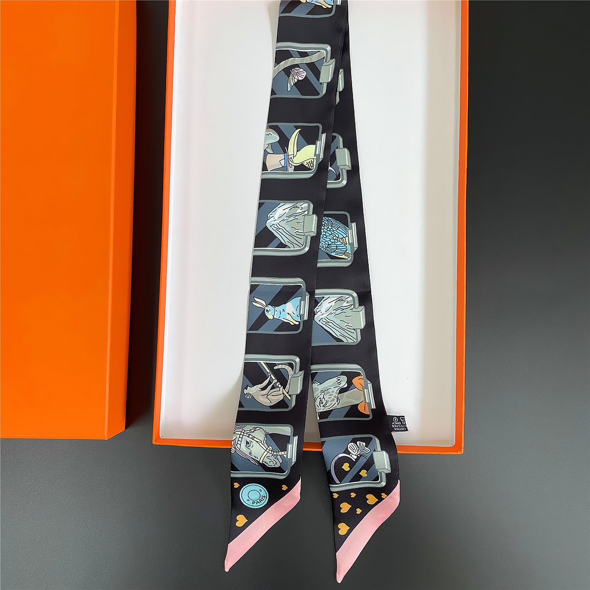 Brand Design Twill 100% Silk S - огляд і ціна Scarf Silk Square