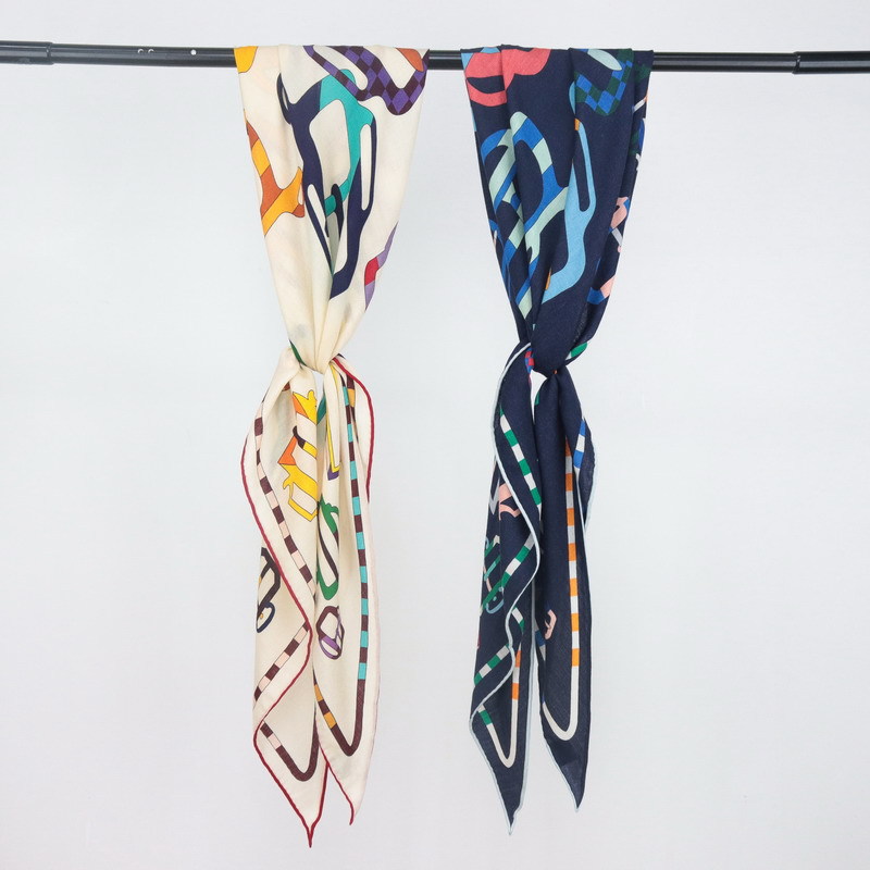 Silk Wool Scarf Large Triangle - огляд і ціна Pashmina Wrap Large