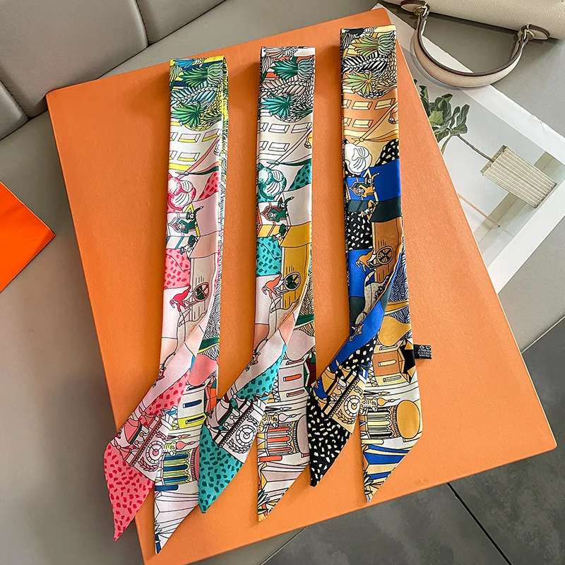 Luxury Design Horse Print Skin - огляд і ціна Ascot Neck Scarf
