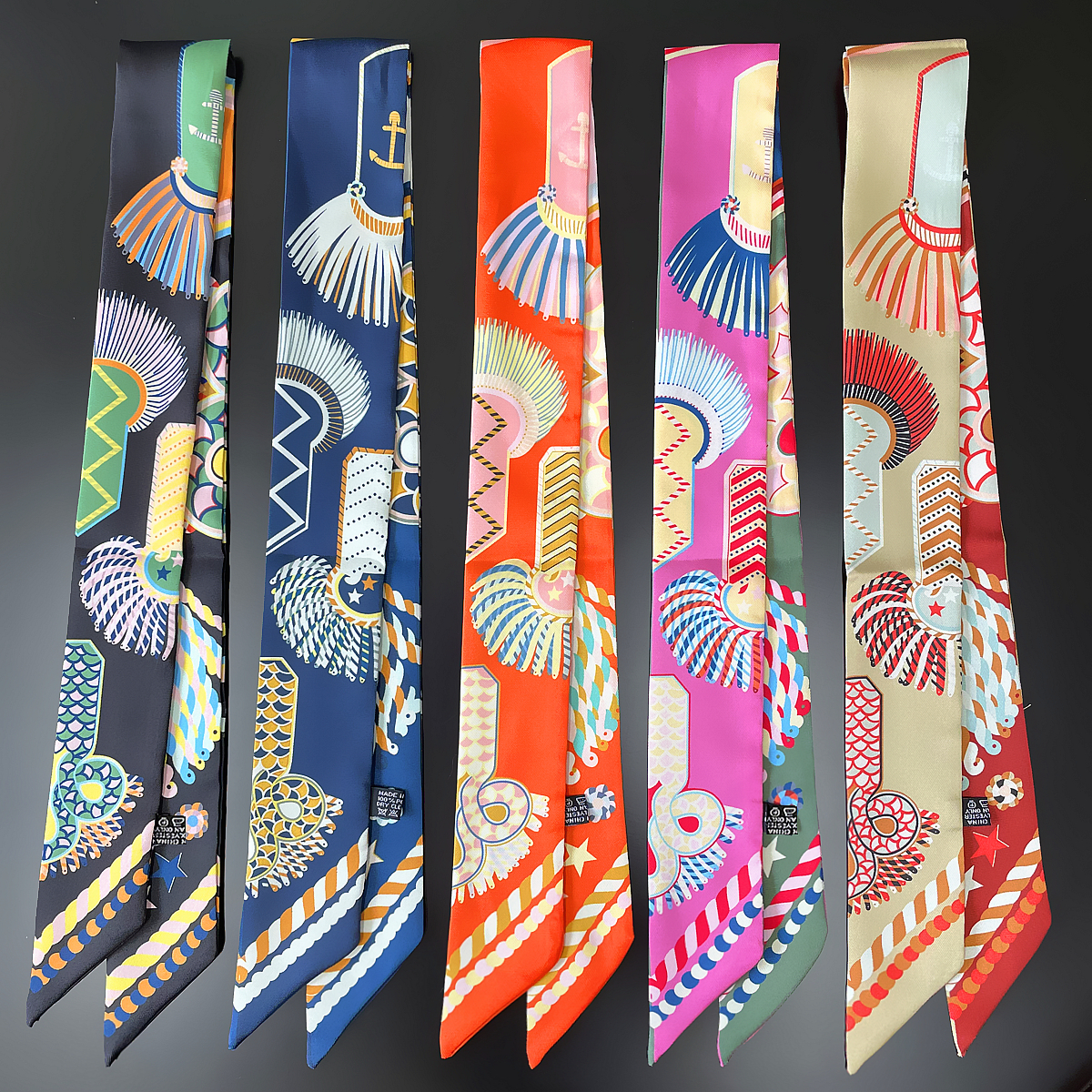 Brand Design Twill 100% Silk S - огляд і ціна Scarf Silk Square
