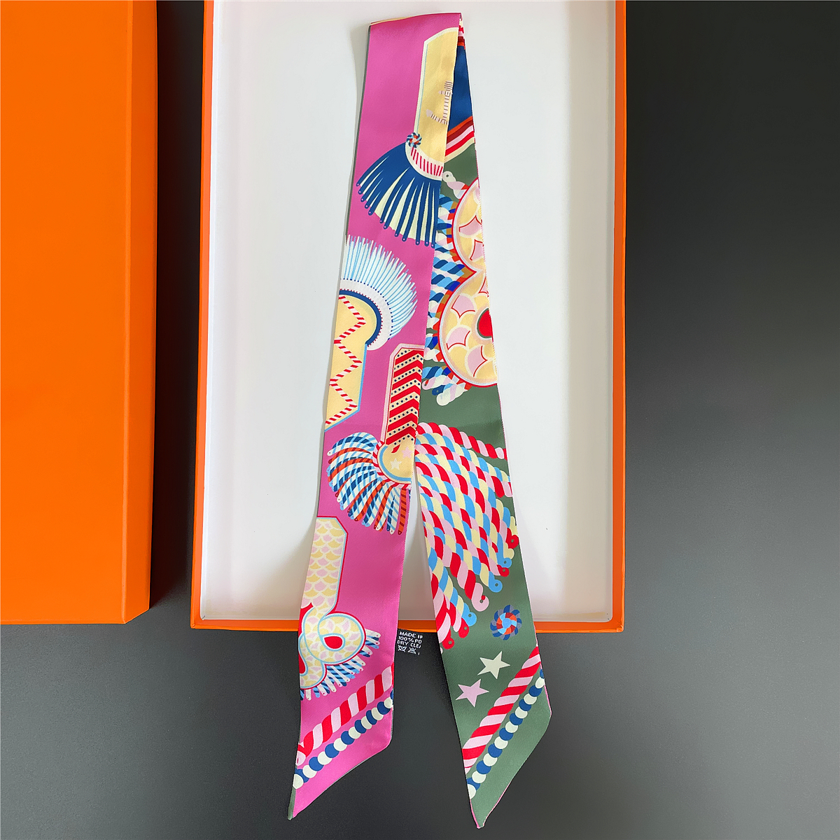 Brand Design Twill 100% Silk S - огляд і ціна Scarf Silk Square