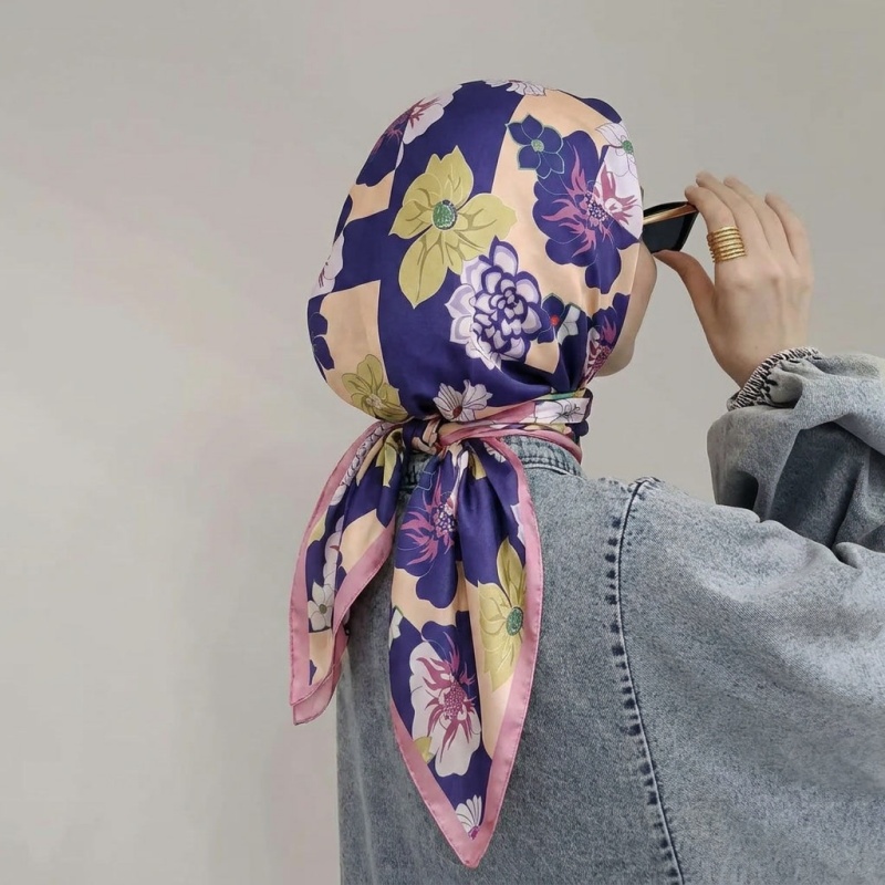 Print Silk Scarf Fashion Turba - огляд і ціна Scarf Silk Square