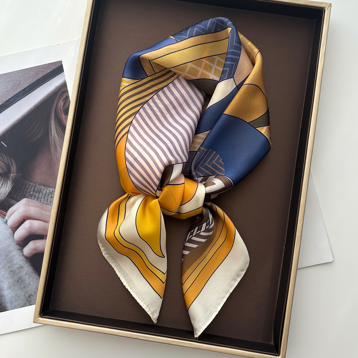 Luxury Square Scarf For Women  - огляд і ціна Scarf Silk Square
