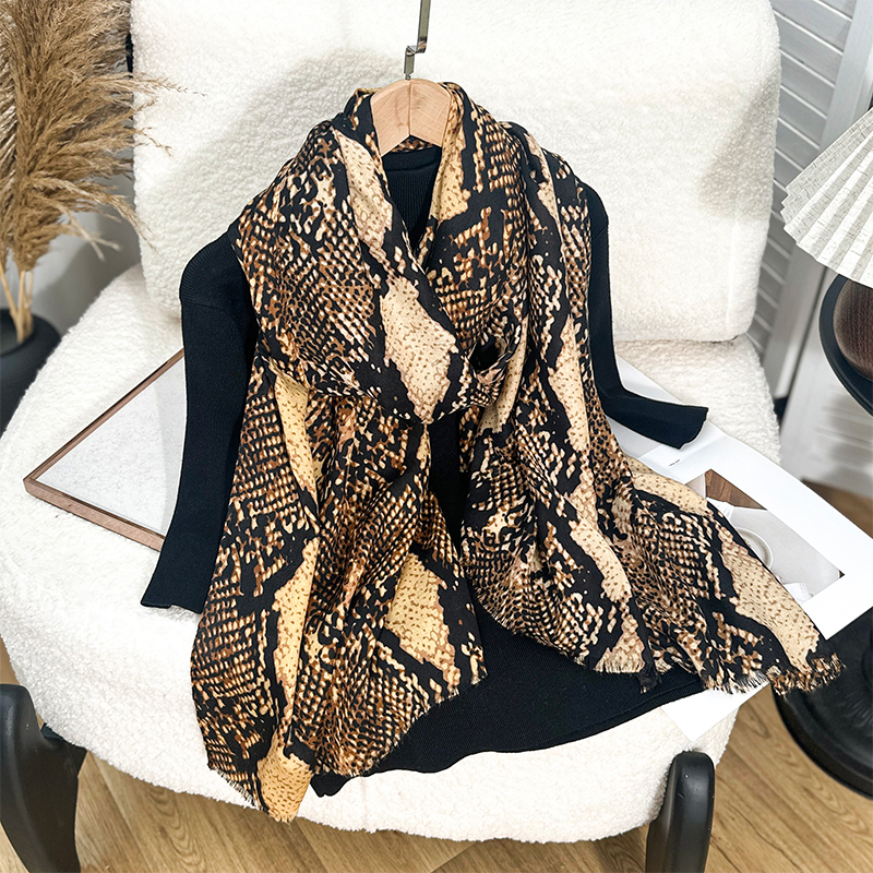 Luxury Brand Scarf Leopard pri - огляд і ціна Pashmina Wrap Large