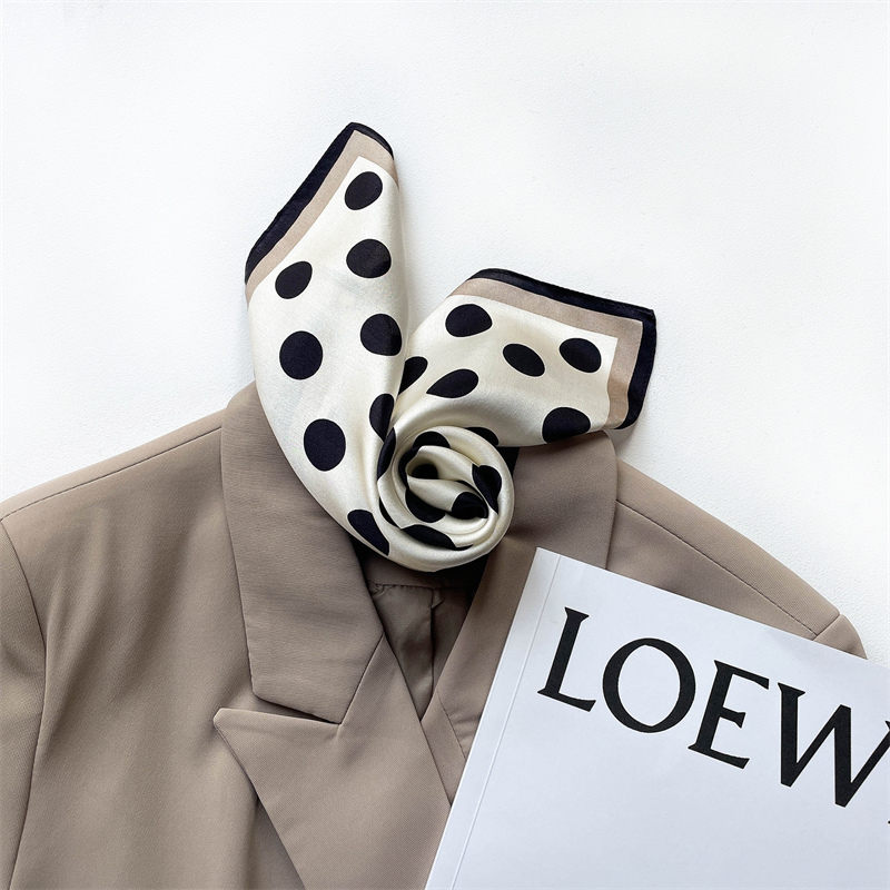 2024 New Pure Silk Scarf Small - огляд і ціна Ascot Neck Scarf