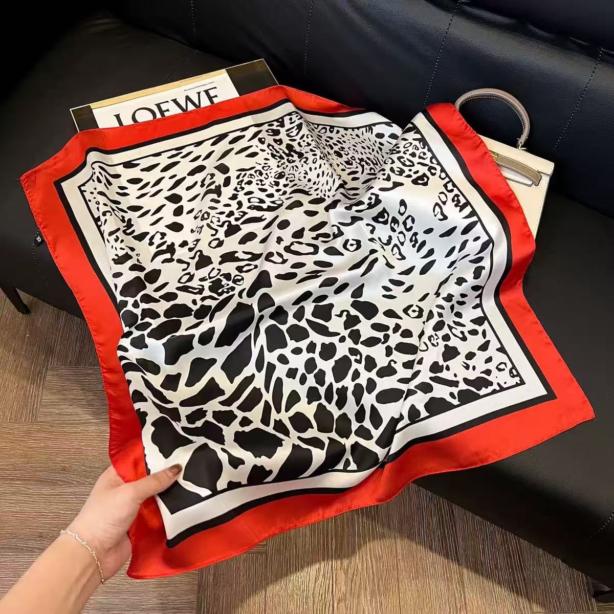 1pc Faux Silk Retro Leopard Pr - огляд і ціна Bandana Cotton