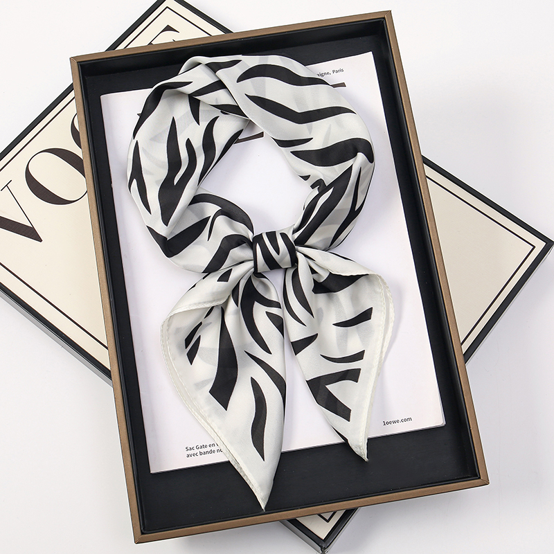 2025 Fashion Zebra Stripes Des - огляд і ціна Silk Tie Striped