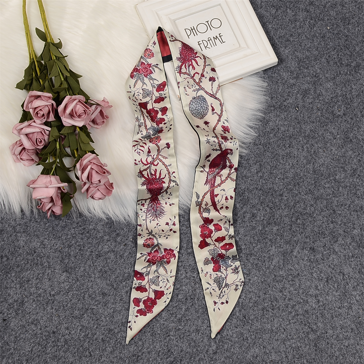 Flower Room Parrot Brand Scarf - огляд і ціна Silk Neck Scarf